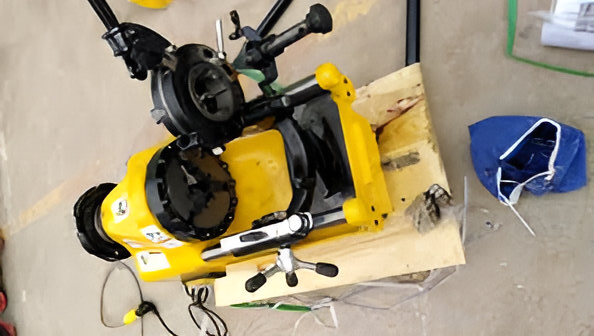 MÁQUINA ROSCADORA PARA TUBOS DE 1/2-4″ NPT UYUSTOOLS